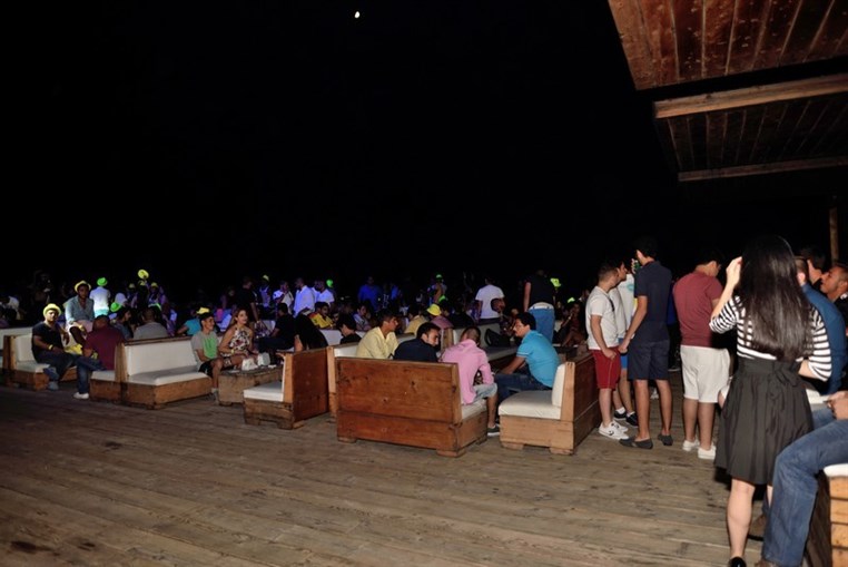 Seas the night party